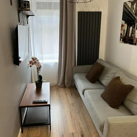 Zabrska Xxi Apartment *